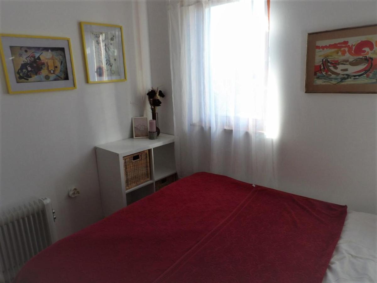 Apartment Matea - 20M From The Beach セサリサ エクステリア 写真