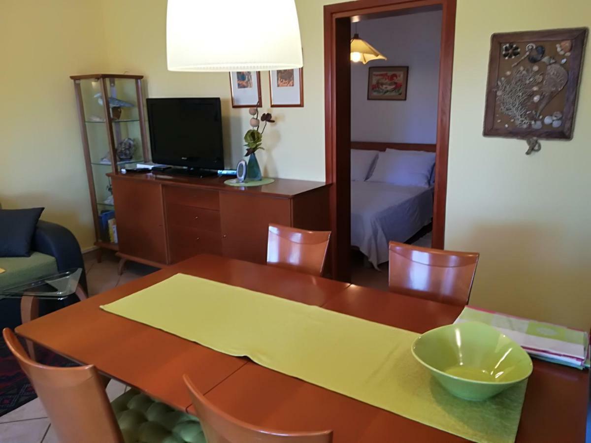 Apartment Matea - 20M From The Beach セサリサ エクステリア 写真