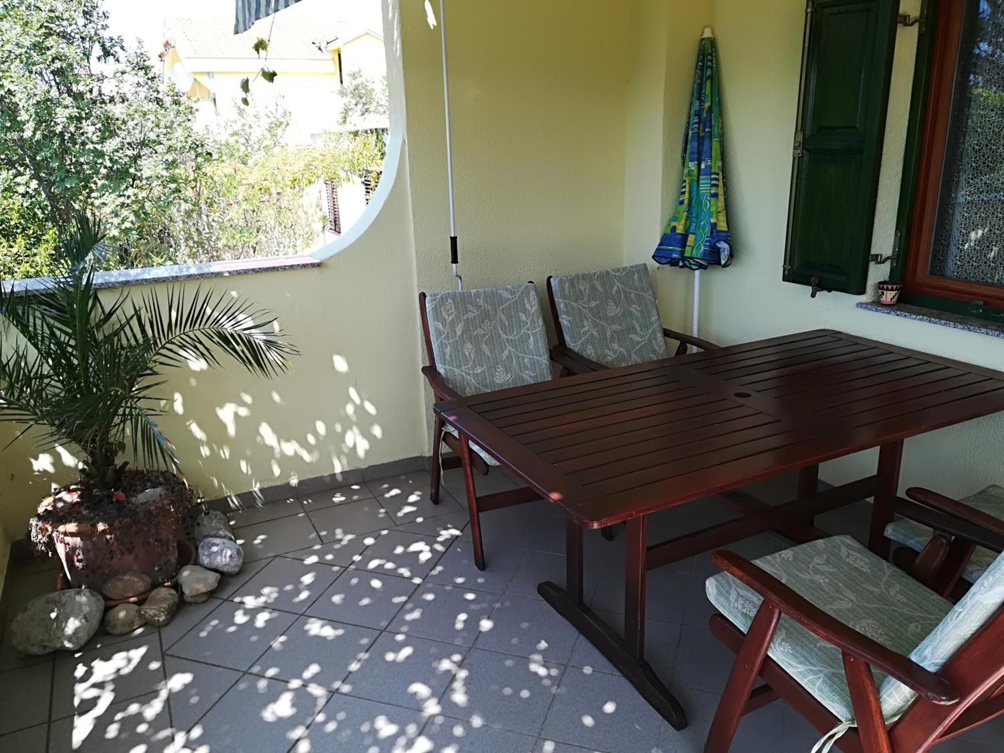 Apartment Matea - 20M From The Beach セサリサ エクステリア 写真